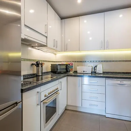 Apartment El Faro *
